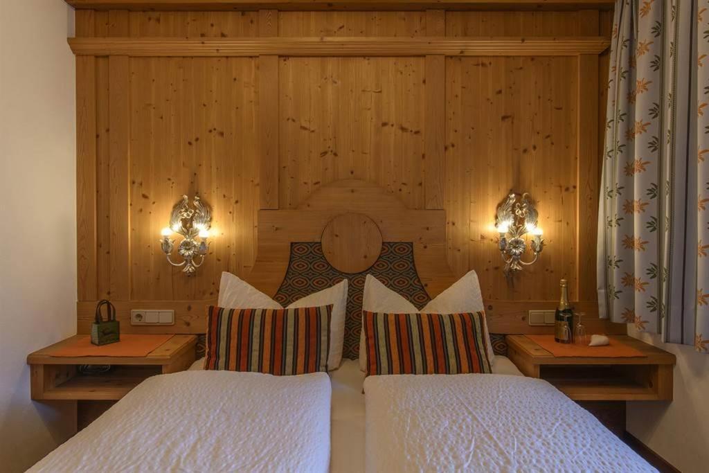 Alpasella Ferienwohnungen Sankt Gallenkirch Bagian luar foto