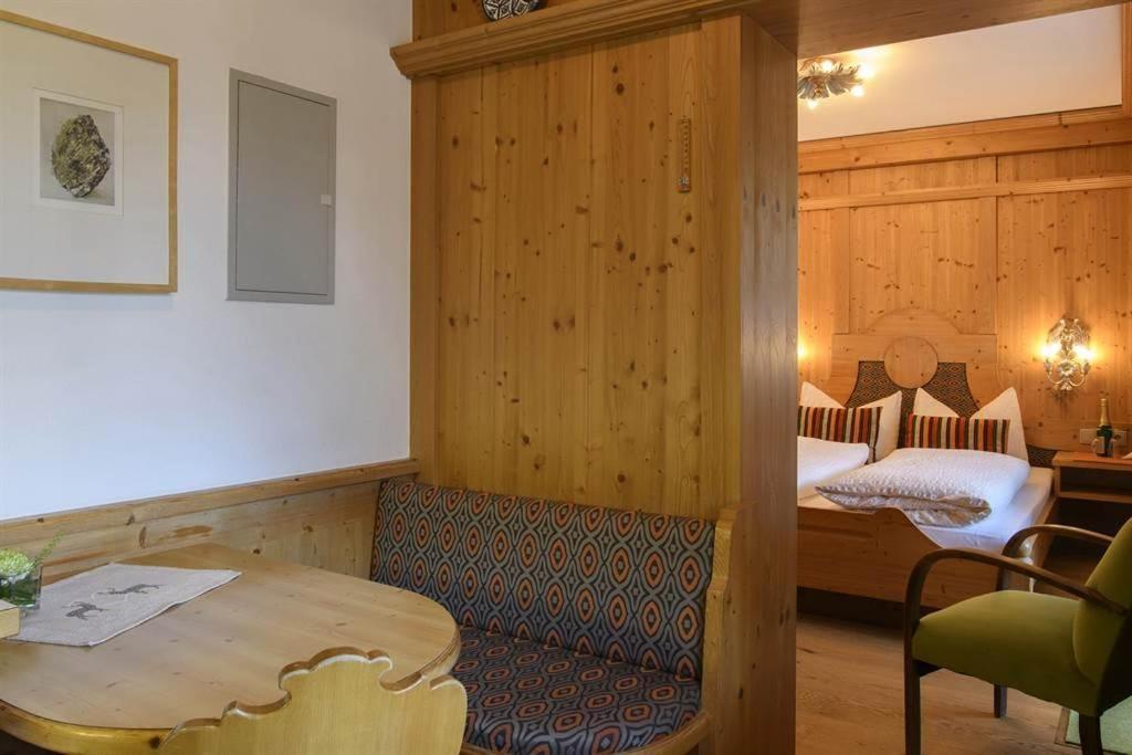 Alpasella Ferienwohnungen Sankt Gallenkirch Bagian luar foto