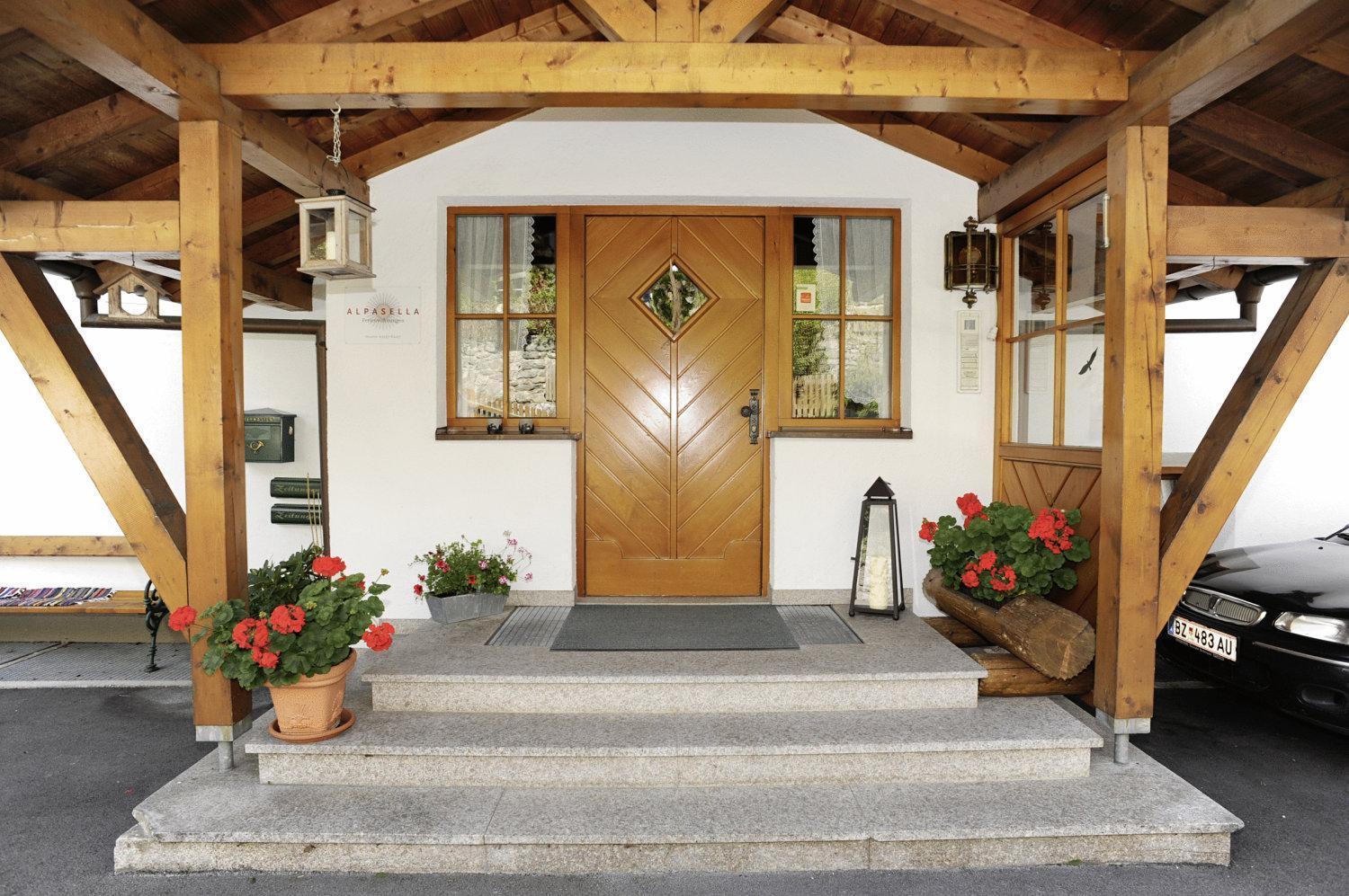 Alpasella Ferienwohnungen Sankt Gallenkirch Bagian luar foto
